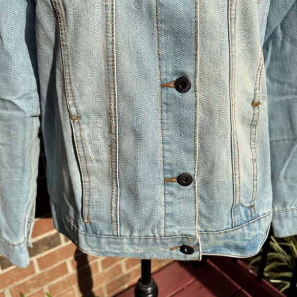 Light blue, distressed, denim jacket, size med - Picture 5 of 13